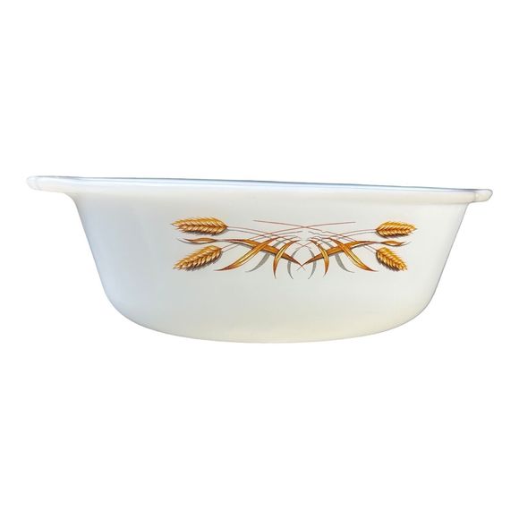Vintage Anchor Hocking Fire King 467 1- 1.5 Quart Casserole Dish Wheat Pattern - Picture 2 of 6